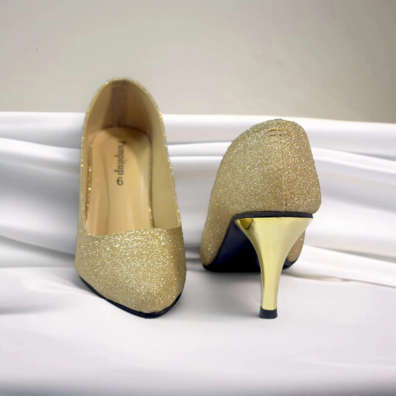 Golden Glitter Shine Court Shoe Heel PIU_85