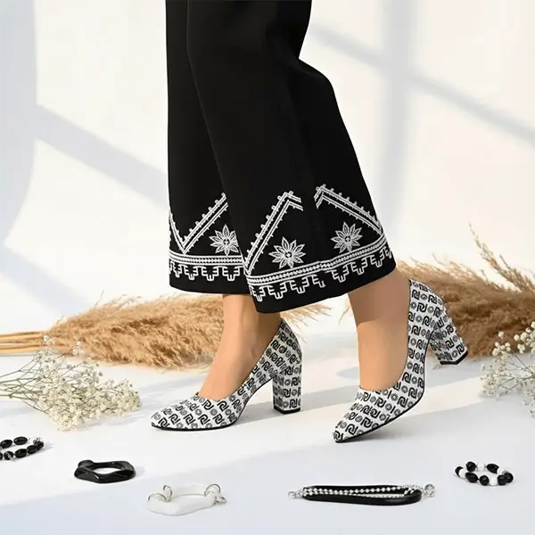 Pumpitup Signature Block Heels PIU_244 Amarah Rexine ladies shoes PumpItUp.pk
